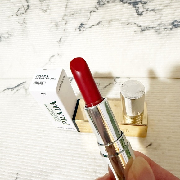 Prada Monochrome Hyper Matte Red Lipstick (R28 Fuoco) - Picture 6 of 10